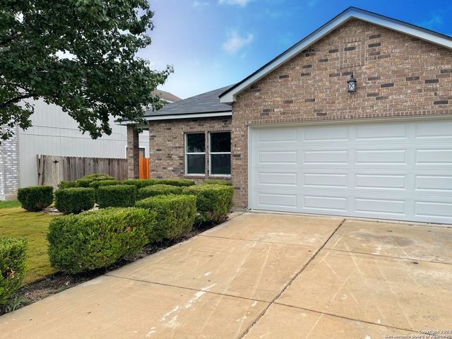 $1,750 | 7828 Pecan Heights | East San Antonio