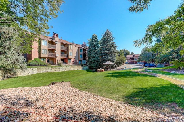 $300,000 | 418 Wright Street, Unit 106 | Telluride West