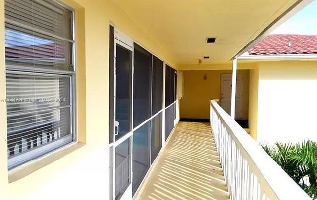 $167,500 | 2101 Northeast 68th Street, Unit 203 | Imperial Point