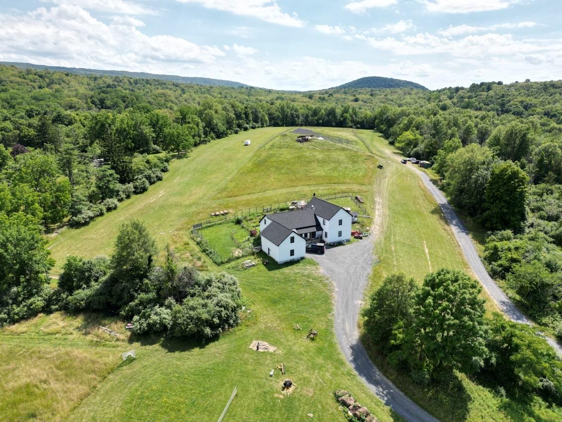 Drone / aerial view featuring a rural view