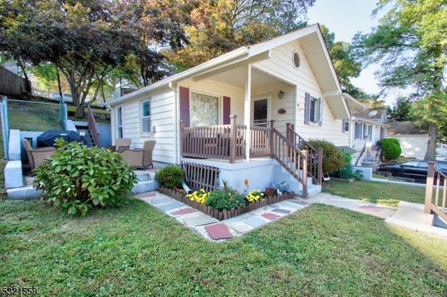 $2,400 | 10 Decker Avenue | Butler