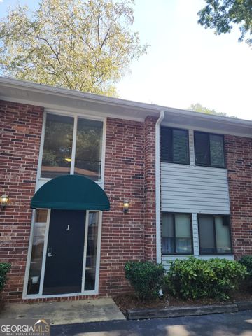 $1,450 | 4266 Roswell Road Northeast, Unit J 4 | East Chastain Park