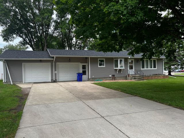 $169,900 | 618 Memorial Place | Dawson