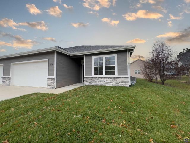 $314,950 | 3515 Southeast Winston Drive | Tecumseh Township - Shawnee County