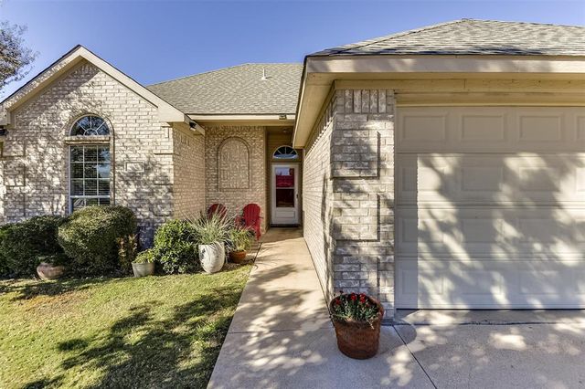 $260,000 | 603 Brenna Road | Waxahachie