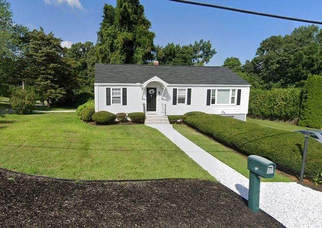 $340,000 | 117 Vineland Avenue | East Longmeadow