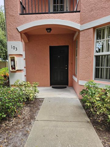 $2,000 | 150 Southwest Peacock Boulevard, Unit 26103 | Fountainview