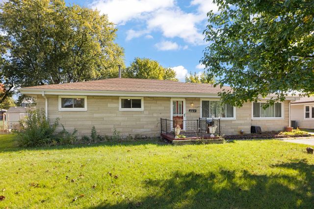 $249,900 | 802 Sheila Drive | Troy Township - Will County