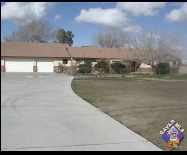 a view of a house with a outdoor space