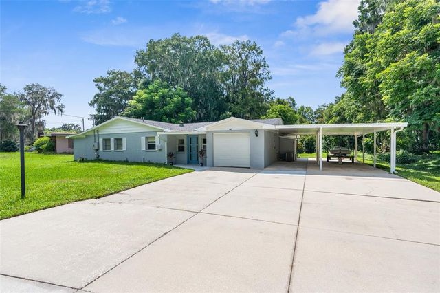 $258,500 | 1940 South Mooring Drive