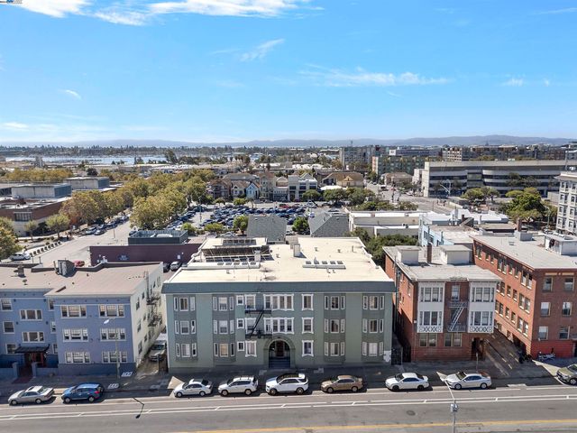 $4,400,000 | 71 10th Street | Laney College