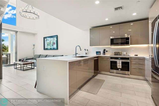 $737,319 | 2000 Metropica Way, Unit 216 | Sawgrass