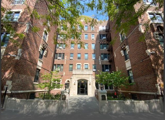 $699,000 | 1701 Albemarle Road, Unit A10 | Prospect Park South