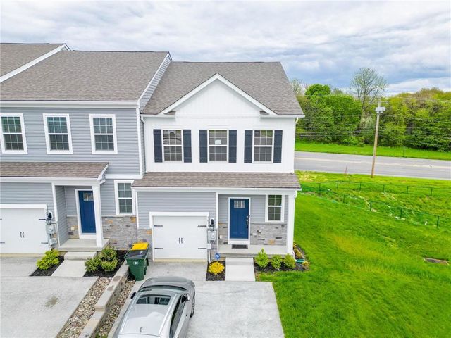 $540,000 | 1031 Turnstone Drive | Upper Macungie Township - Lehigh County