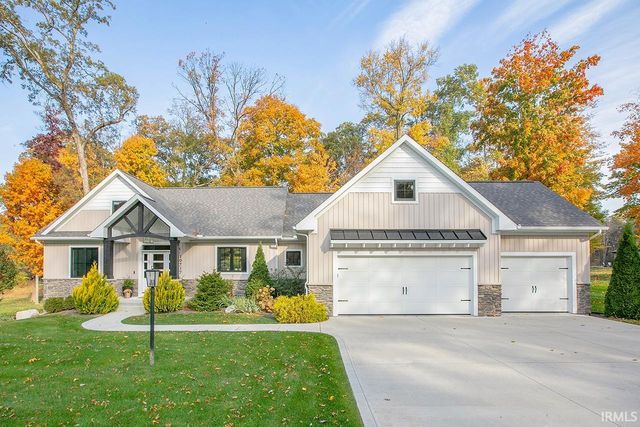 $700,000 | 19717 Whispering Woods Drive | Jefferson Township - Elkhart County