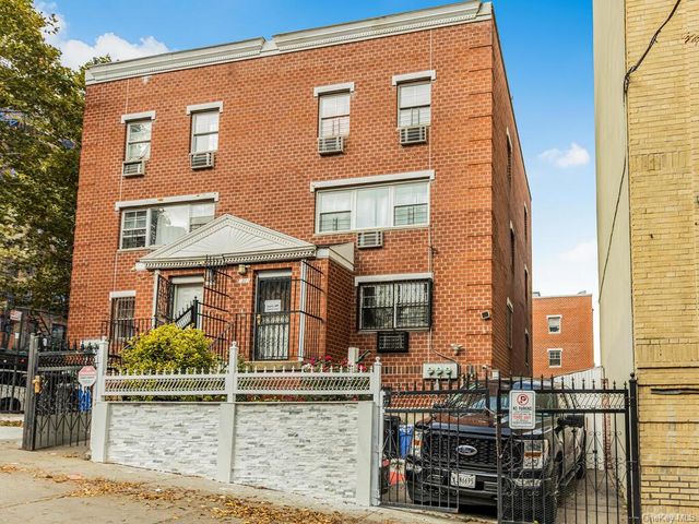 $1,350,000 | 1321 Lafayette Avenue | Hunts Point