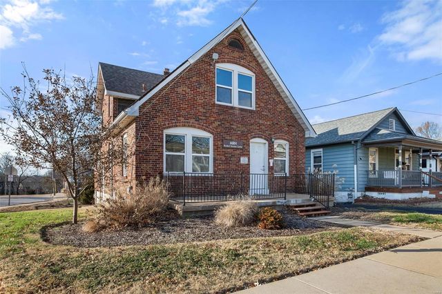 $195,000 | 2555 Oakland Avenue | Maplewood