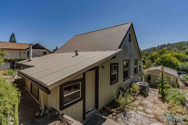 $398,500 | 10695 O O Neil Alley | Amador City