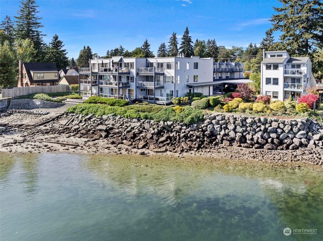 $259,900 | 1610 Park Avenue, Unit B4 | West Bremerton