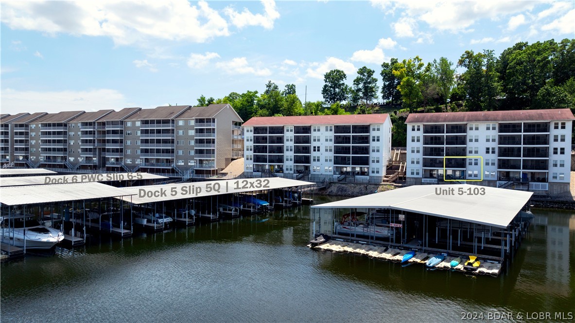 3BD/3BA/Dock Slip/PWC Slip included