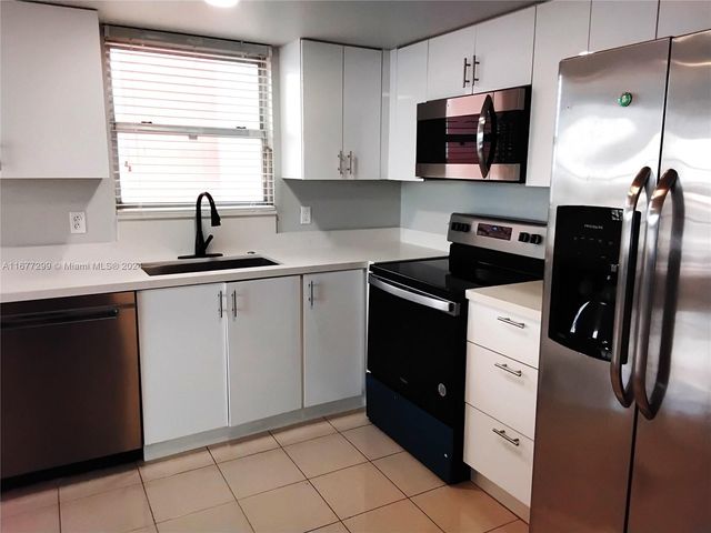 $2,300 | 1351 Northeast Miami Gardens Drive, Unit 1225E | Ojus