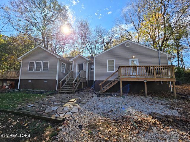 $334,900 | 1124 East Red Bud Road | South Haven