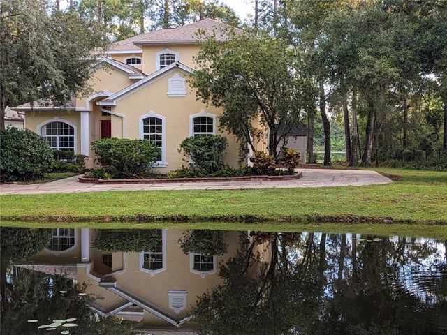 $599,000 | 23713 Acorn Hill Drive | Land O' Lakes