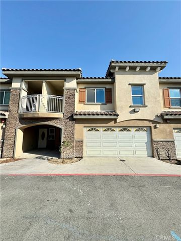 $2,550 | 7986 Mango Avenue, Unit 8 | Fontana