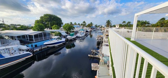 $1,392,000 | 1007 Hialeah Lane | Cross Key Waterways Estates