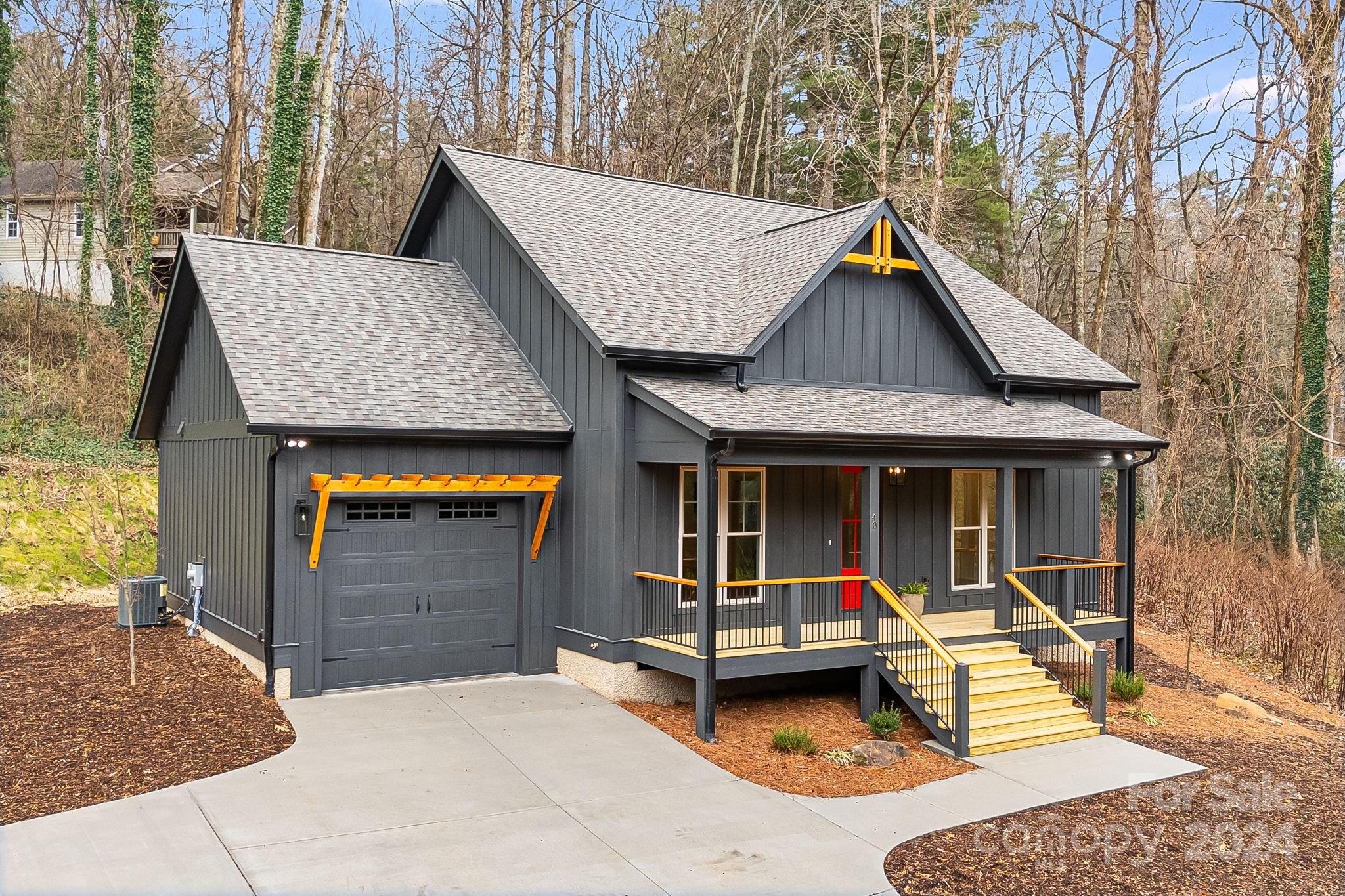 a view of house and outdoor space with seating area