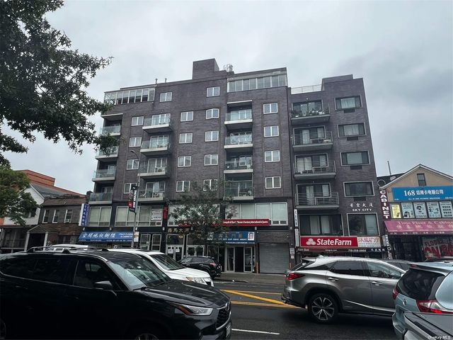 $599,000 | 41-42 College Point Boulevard, Unit 4C | Flushing