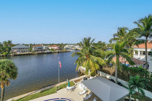 $325,000 | 629 Southeast 19th Avenue, Unit 403 | Deerfield Beach Island