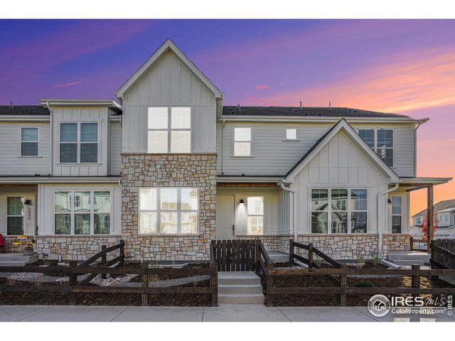 $488,900 | 5033 Zamara Street | Centennial - Loveland