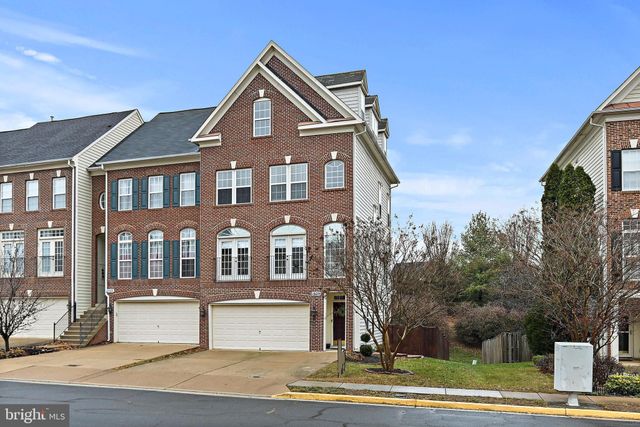 $785,000 | 1520 Artillery Terrace Northeast | Edwards Landing