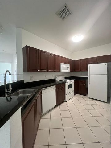 $2,500 | 7200 Northwest 177th Street, Unit 2067 | Country Club of Miami