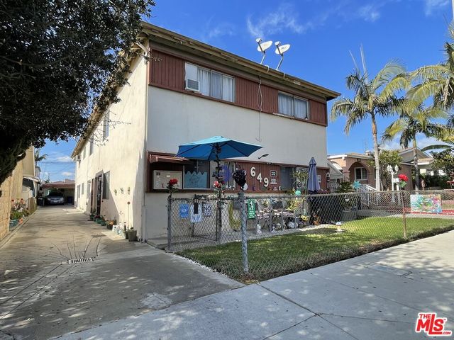 $2,350 | 649 Leonard Avenue, Unit 1/4 | East Los Angeles