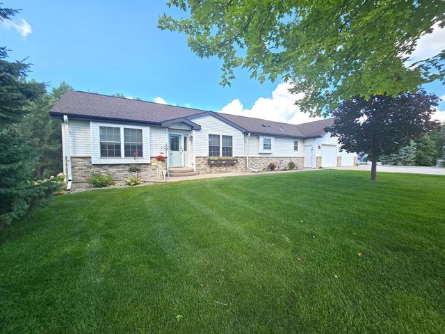 $469,900 | 46074 193rd Street | Morris Township - Stevens County