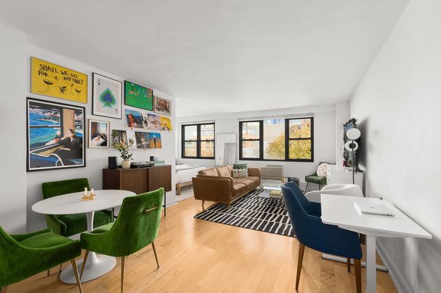 $630,000 | 230 East 15th Street, Unit 6A | Gramercy