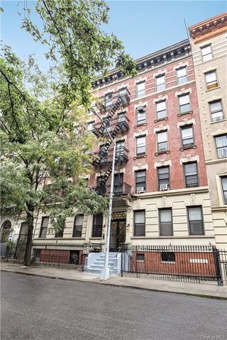 $439,000 | 137 West 142nd Street, Unit 2D | Central Harlem