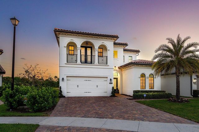 $1,263,999 | 8379 Grand Prix Lane