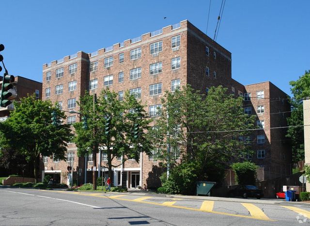 $3,800 | 2 Old Mamaroneck Road, Unit 5G | Old Mamaroneck Road