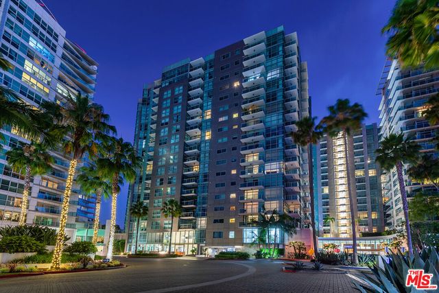 $1,320,000 | 13650 Marina Pointe Drive, Unit 1106 | Marina del Rey