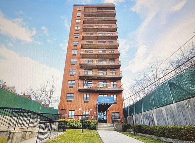 $368,000 | 87-30 62nd Avenue, Unit 10A | Rego Park