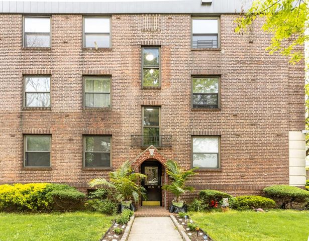 $415,000 | 22-04 77th Street, Unit C3 | Astoria