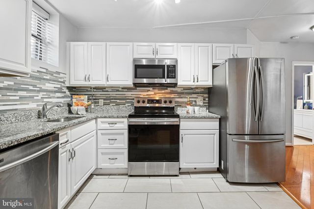 $2,300 | 5 Rhode Island Avenue Northwest, Unit T2 | LeDroit-Bloomingdale