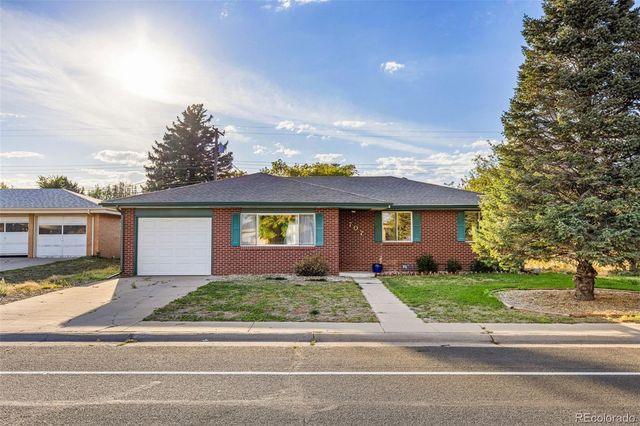 $384,500 | 707 35th Ave Court | Edwards