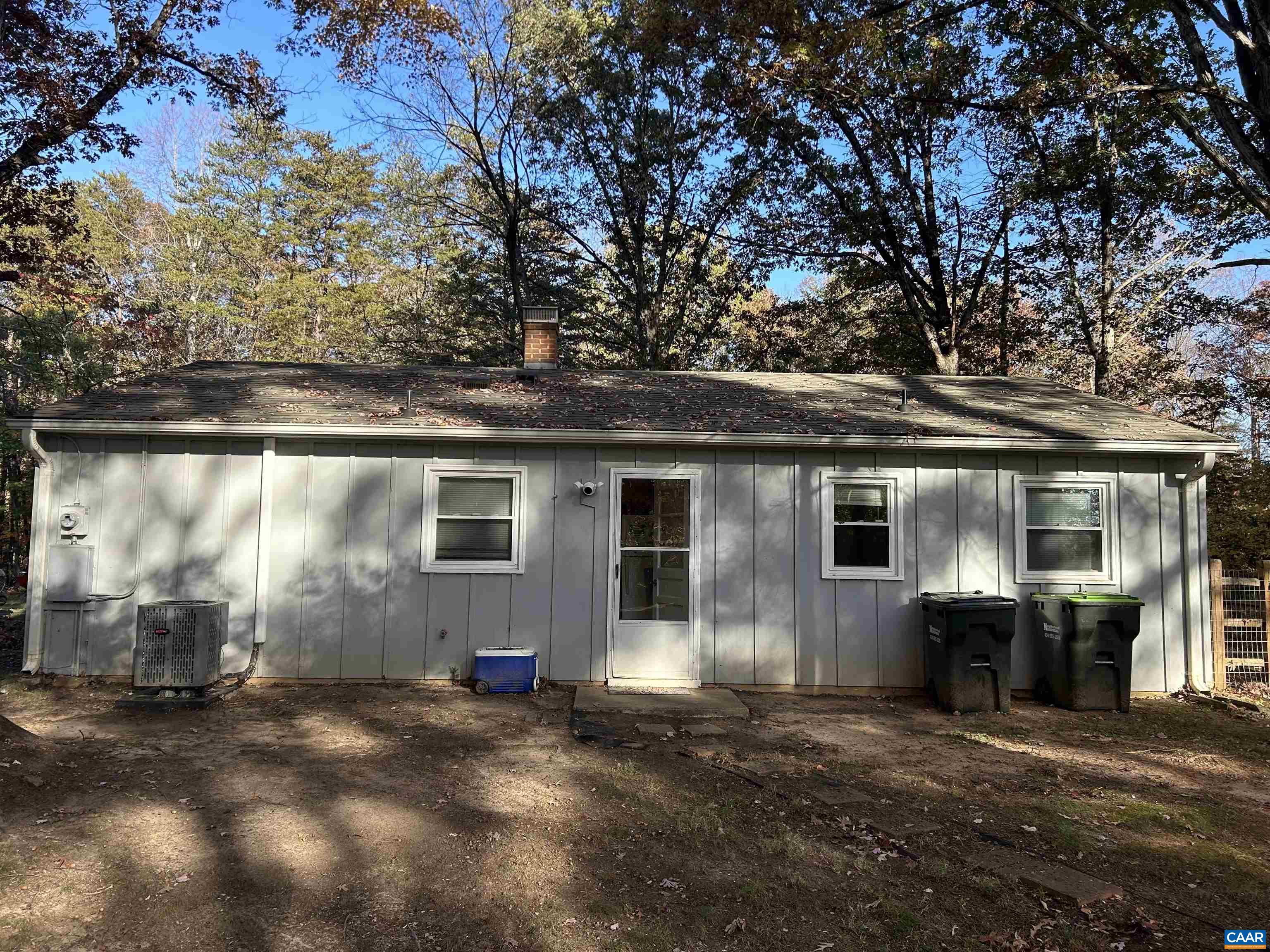 a front view of house with yard