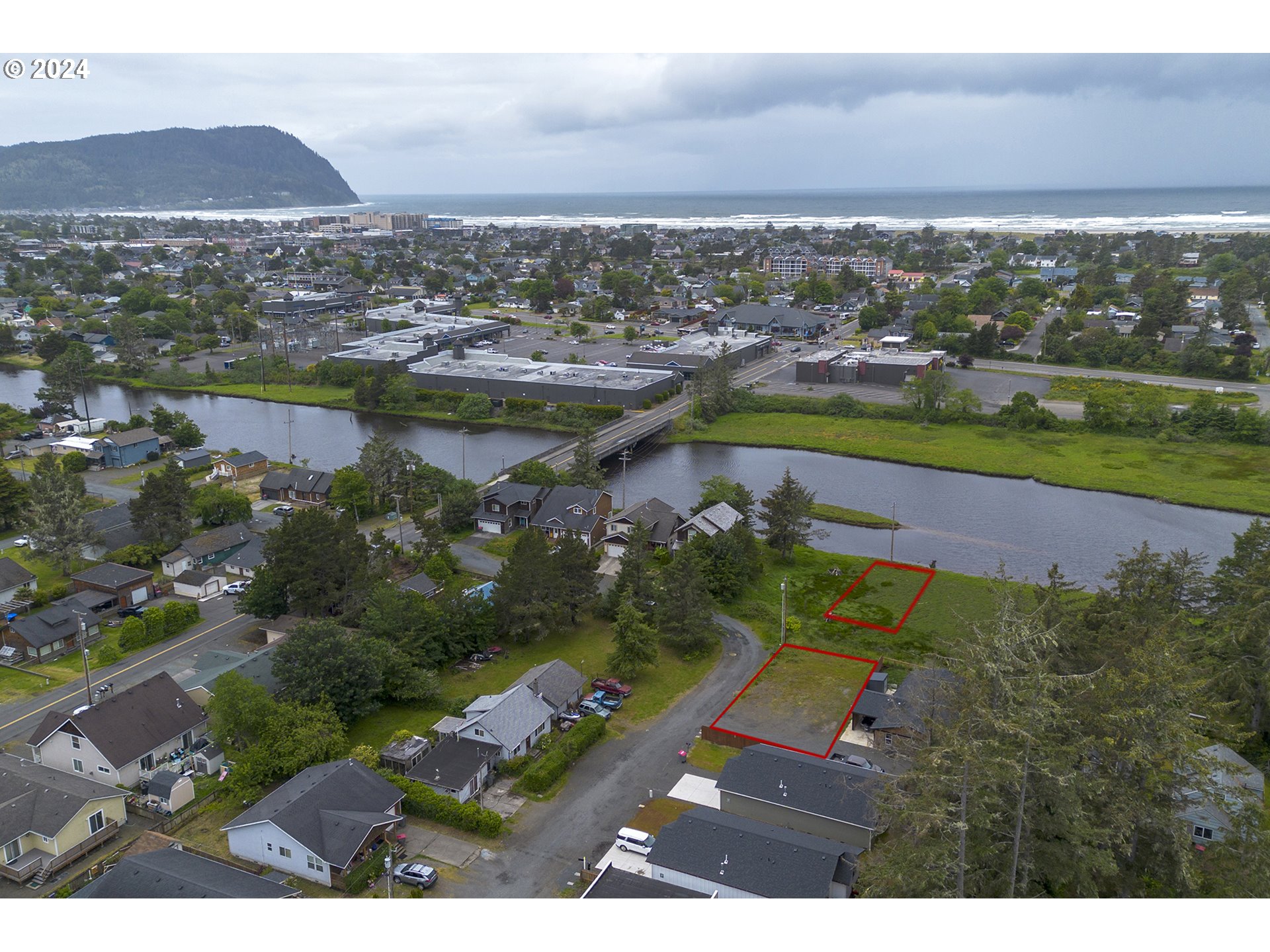 an aerial view of multiple house