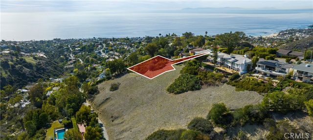 $1,750,000 | 1950 Upper Rim Rock Road | Laguna Beach Village