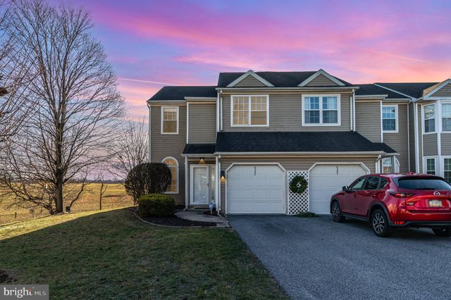 $1,895 | 6280 Spring Knoll Drive | Lower Paxton Township - Dauphin County